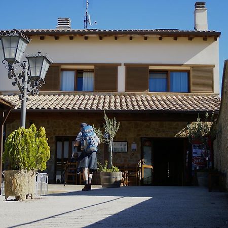 Hostal Camino Del Perdon Uterga ภายนอก รูปภาพ